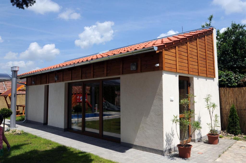 Arany Szolo Wellness Apartmanhaz ヘーヴィーズ エクステリア 写真